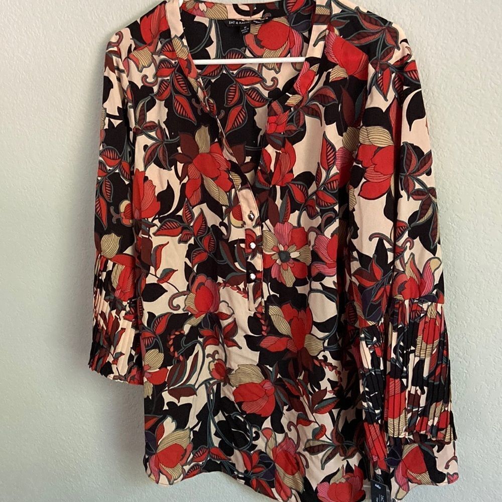Zac & Rachel Stitch fix Sz 1X top v neck with pledge sleeves NWT